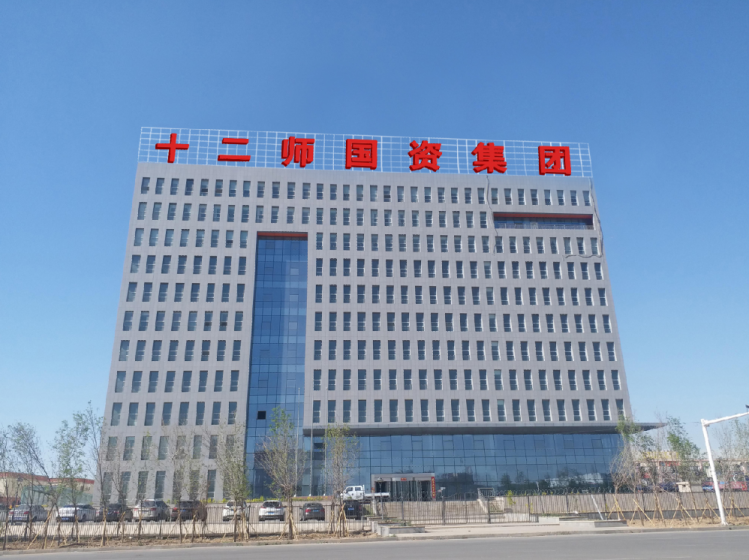 十二師國資大廈樓頂發光字設計及安裝順圖片
